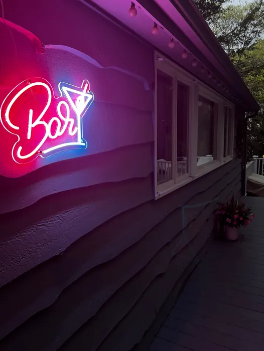 ImprintNow.com.au - Oh Cocktail Bar Neon Sign